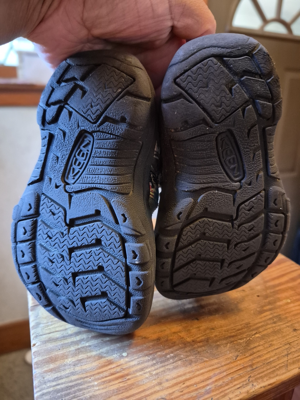 Keen Newport H2 Neighbors Boys Sandals Size 8 - Picture 5 of 6